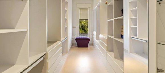 Villa de 7 dormitorios en Marbella, Spain No. 19412 19