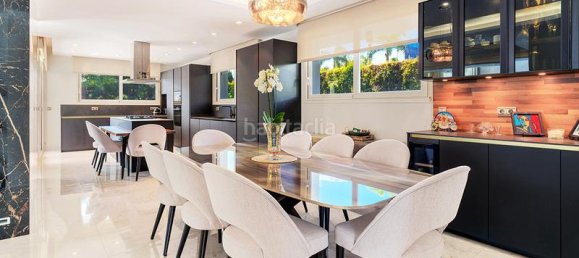 Villa de 7 dormitorios en Marbella, Spain No. 19412 6