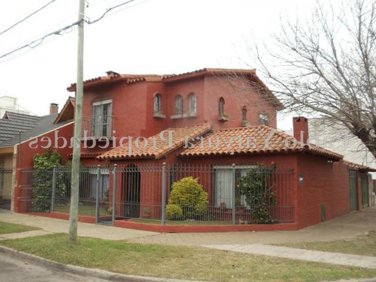 3 Schlafzimmer Haus in Tres de Febrero, Argentina, Nr. 18546