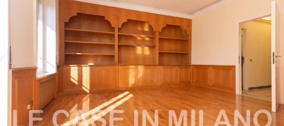 4 bedrooms Apartment in Milan, Italy No. 323540 10