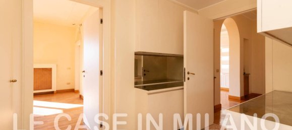 4 bedrooms Apartment in Milan, Italy No. 323540 26