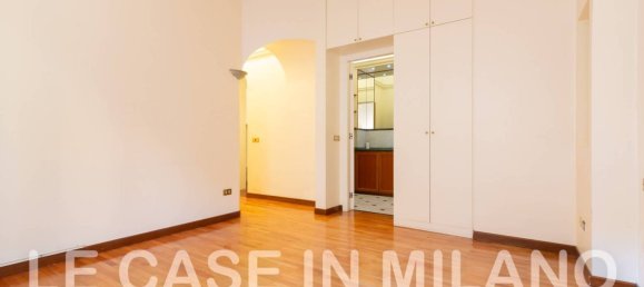 4 bedrooms Apartment in Milan, Italy No. 323540 18