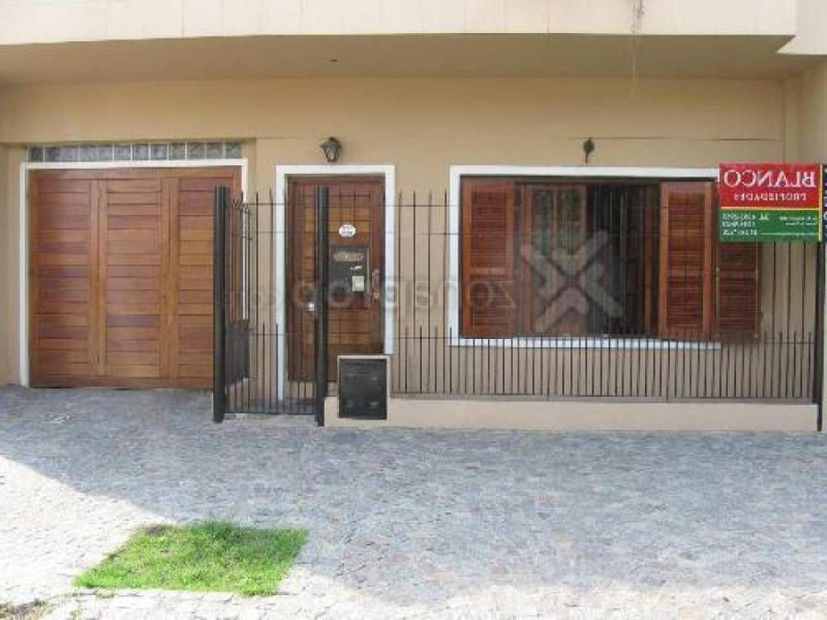 4 Schlafzimmer Haus in Lanus, Argentina, Nr. 62000