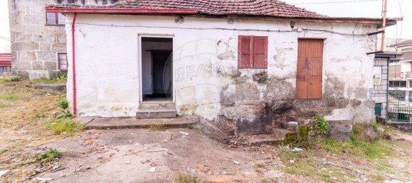 5 bedrooms House in Penafiel, Portugal No. 20637 8