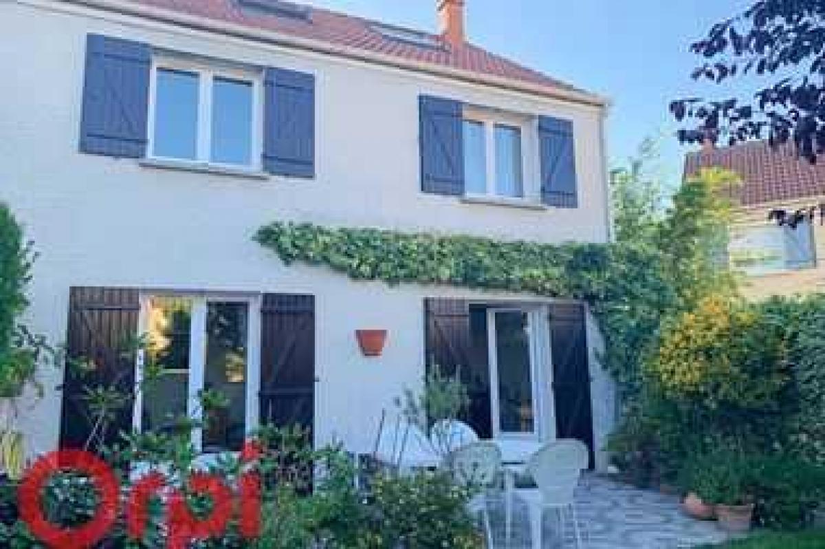 4 chambres Maison à Saclay, France No. 27443