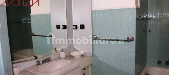 5 bedrooms Villa in Lucca, Italy No. 154889 23