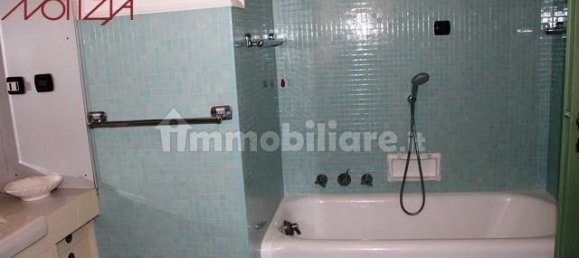 5 bedrooms Villa in Lucca, Italy No. 154889 22