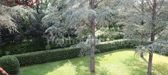 5 bedrooms Villa in Lucca, Italy No. 154889 18