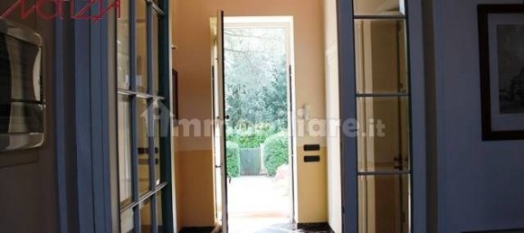 5 bedrooms Villa in Lucca, Italy No. 154889 7