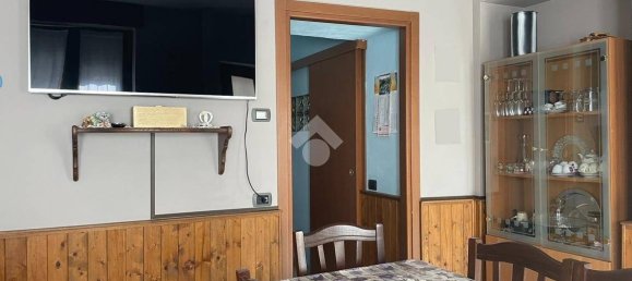 3 bedrooms House in Valdilana, Italy No. 161034 9