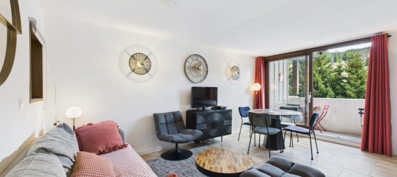 Apartamento de 2 dormitorios en Les Gets, France No. 302781 2