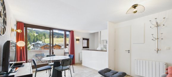 Apartamento de 2 dormitorios en Les Gets, France No. 302781 3