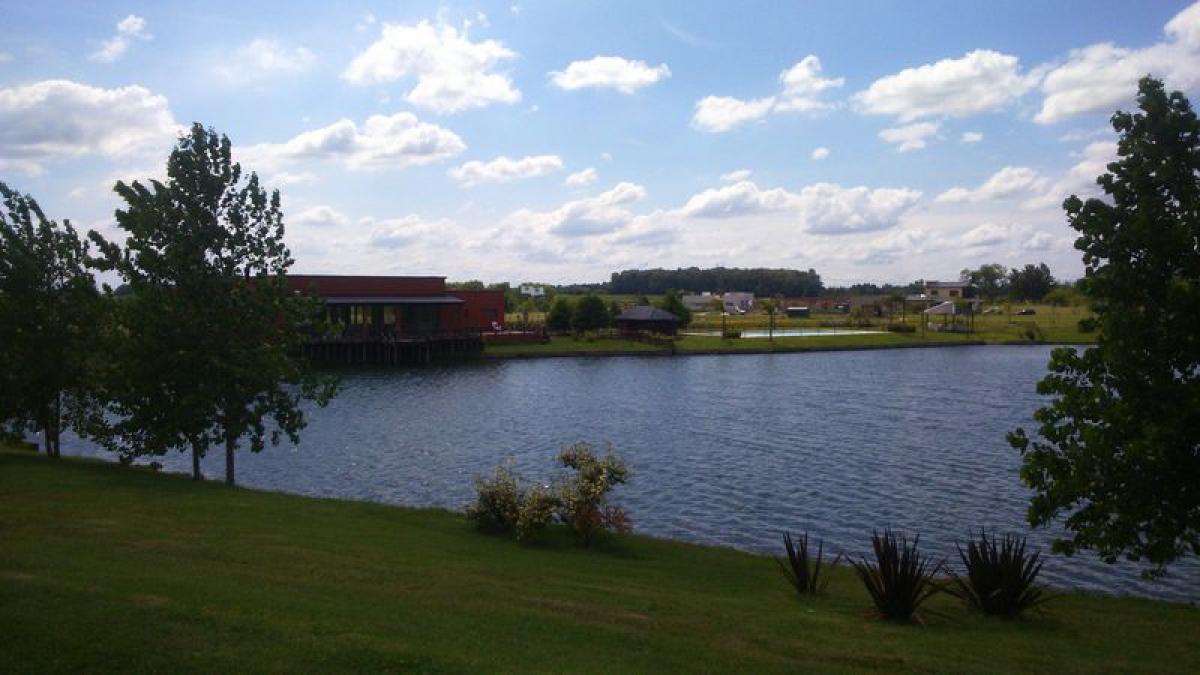 Grundstück in Campana, Argentina, Nr. 42544