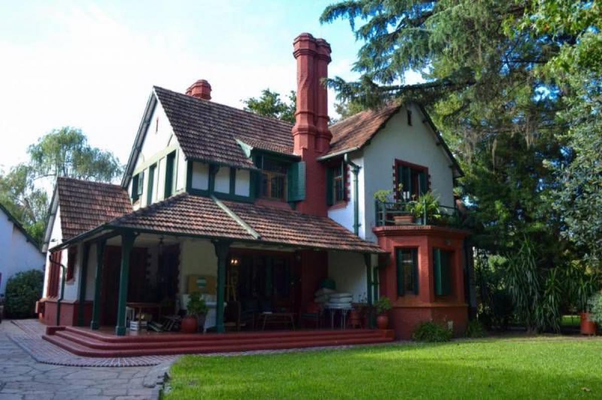 4 bedrooms House in Vicente Lopez, Argentina No. 63481