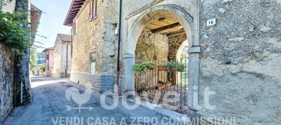 3 bedrooms Duplex in Cittiglio, Italy No. 358802 35