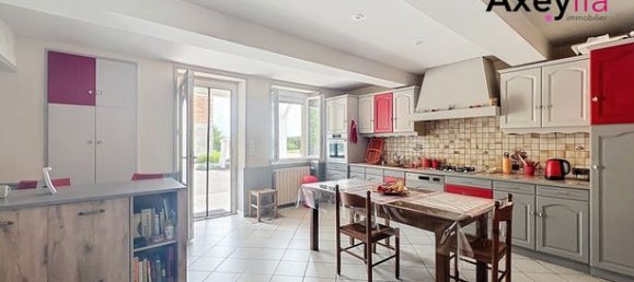 2 bedrooms House in Melay, France No. 308984 2