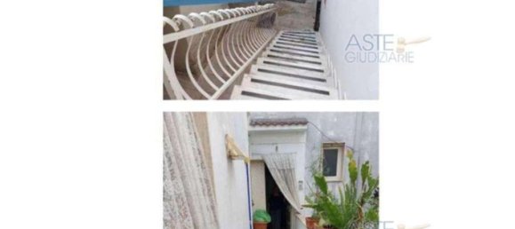 6-salle Appartement à Noicattaro, Italy No. 237150 11