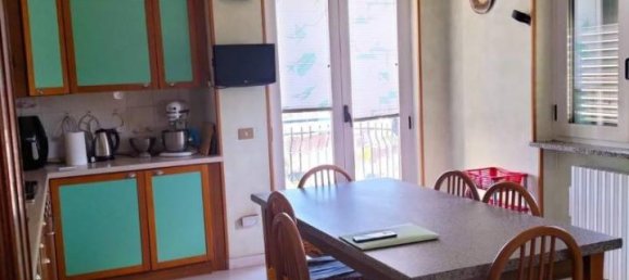4 rooms Apartment in Ottaviano, Italy No. 41006 30