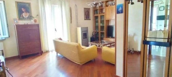 4 rooms Apartment in Ottaviano, Italy No. 41006 8