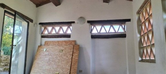 8 bedrooms House in Montone, Italy No. 73175 20