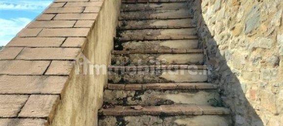 8 bedrooms House in Montone, Italy No. 73175 35