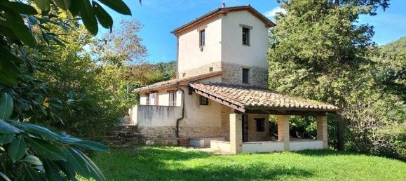 8 bedrooms House in Montone, Italy No. 73175 5