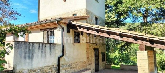 8 bedrooms House in Montone, Italy No. 73175 17