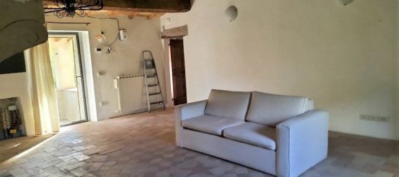 8 bedrooms House in Montone, Italy No. 73175 13