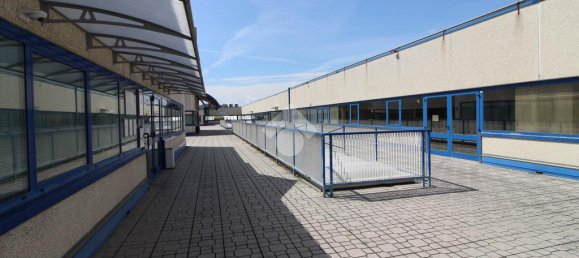 250m² Office in San Benedetto del Tronto, Italy No. 112385 18