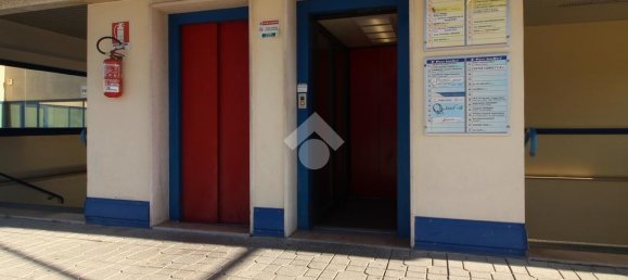 250m² Office in San Benedetto del Tronto, Italy No. 112385 19