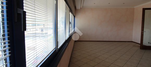 250m² Office in San Benedetto del Tronto, Italy No. 112385 10