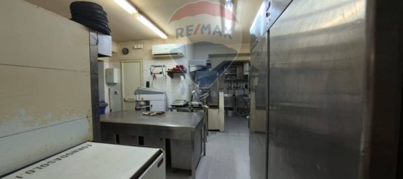 عقار تجاري في Carini, Italy 92متر مربع رقم 58247 8