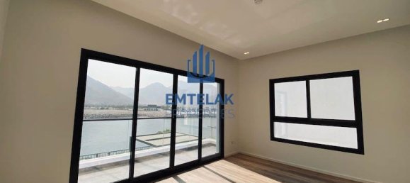 5 bedrooms Villa in Sharm, UAE No. 8306 26