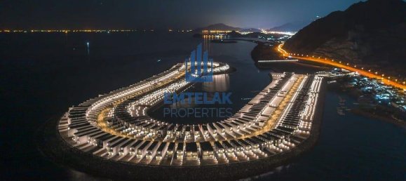 5 bedrooms Villa in Sharm, UAE No. 8306 17