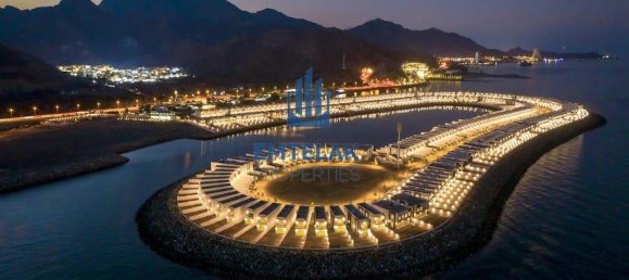 5 bedrooms Villa in Sharm, UAE No. 8306 18