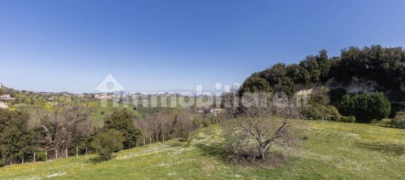 3 chambres Appartement à Castelnuovo di Porto, Italy No. 60811 25