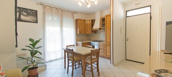 Дуплекс с 4 комнатами в Каттолика, Италия № 276445 3