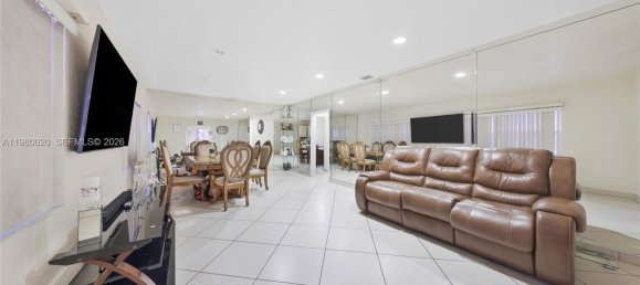 3 Schlafzimmer Villa in Miami, USA, Nr. 615426 3