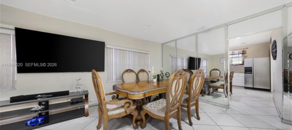 3 Schlafzimmer Villa in Miami, USA, Nr. 615426 11