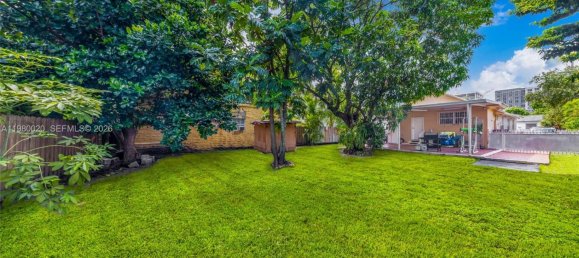 3 Schlafzimmer Villa in Miami, USA, Nr. 615426 24