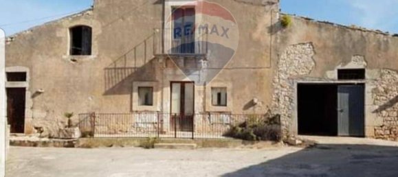 Casa de 8 divisões em Modica, Italy N.º 110558 5