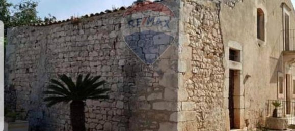 Casa de 8 divisões em Modica, Italy N.º 110558 2