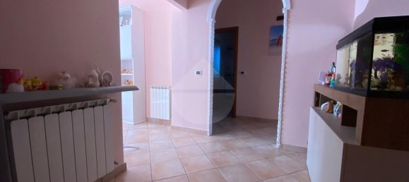 6 rooms Apartment in Castelforte, Italy No. 373695 2