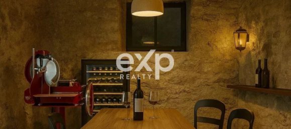 8 bedrooms House in Gargnano, Italy No. 277355 4