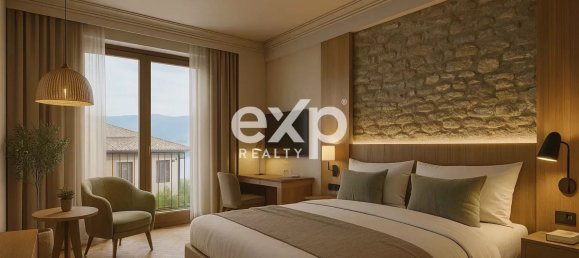 8 bedrooms House in Gargnano, Italy No. 277355 6