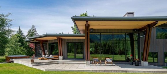 3 Schlafzimmer Haus in British Columbia, Canada, Nr. 1085 2