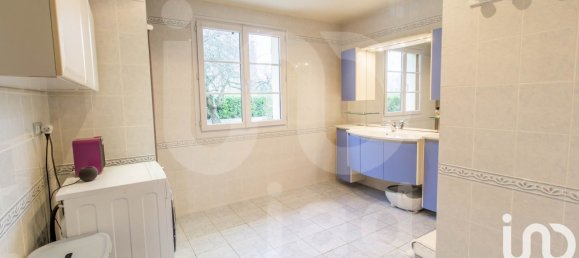 3 Schlafzimmer Haus in Le Plessis-Brion, France, Nr. 85669 18