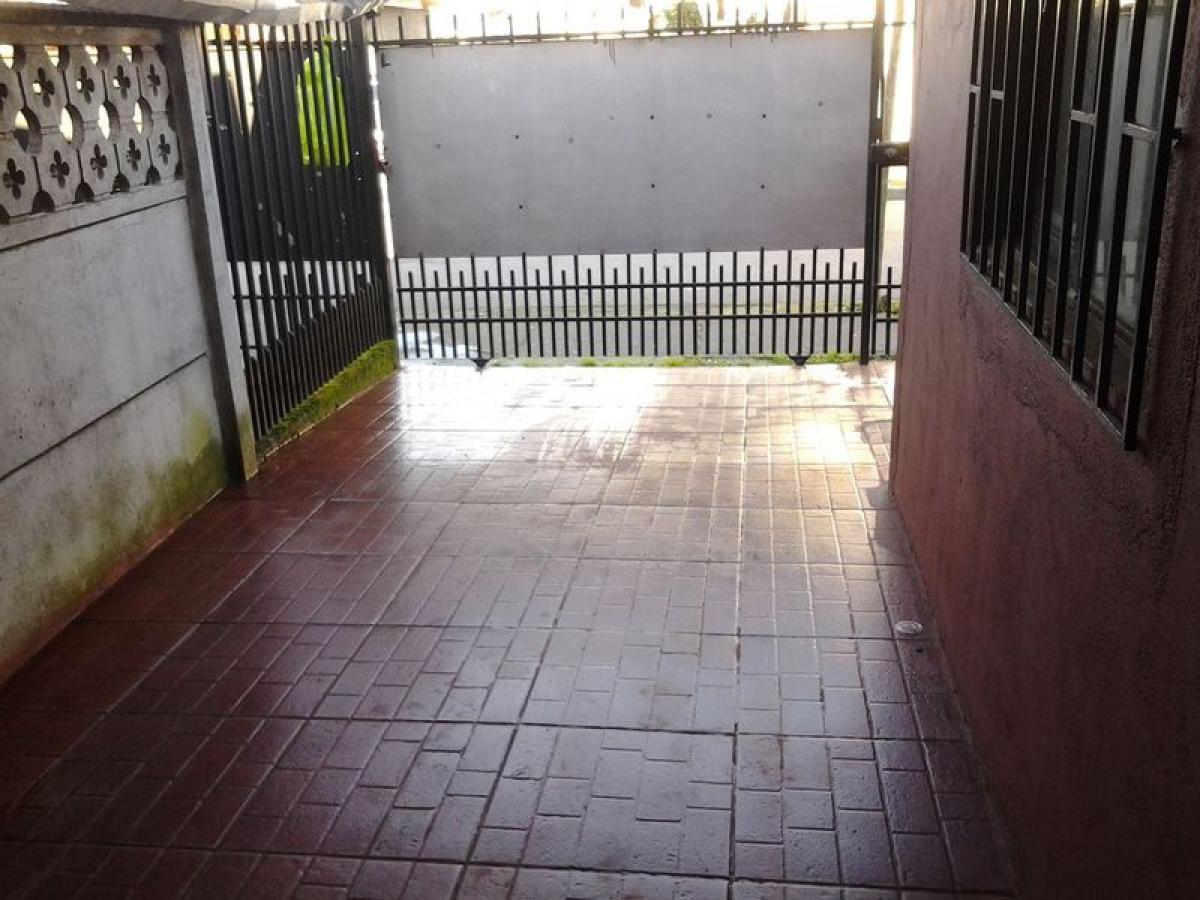 Дом с 5 спальнями в Биобио, Чили № 3148