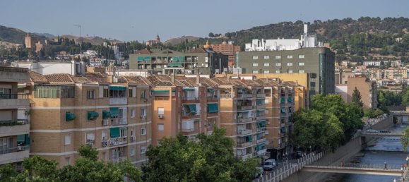 Ático de 3 dormitorios en Granada, Spain No. 166617 19