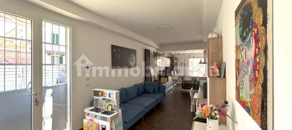 3 bedrooms Villa in Agliana, Italy No. 258918 2